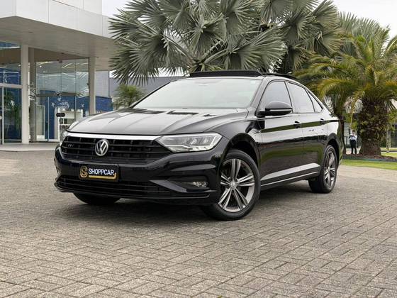 VOLKSWAGEN JETTA 1.4 250 TSI TOTAL FLEX R-LINE TIPTRONIC VOLKSWAGEN JETTA 1.4 250 TSI TOTAL FLEX R-LINE TIPTRONIC